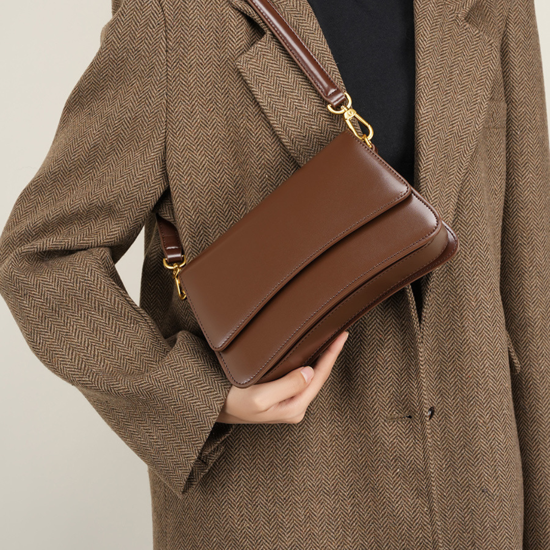 Tromsø Sleek Leather Shoulder Bag