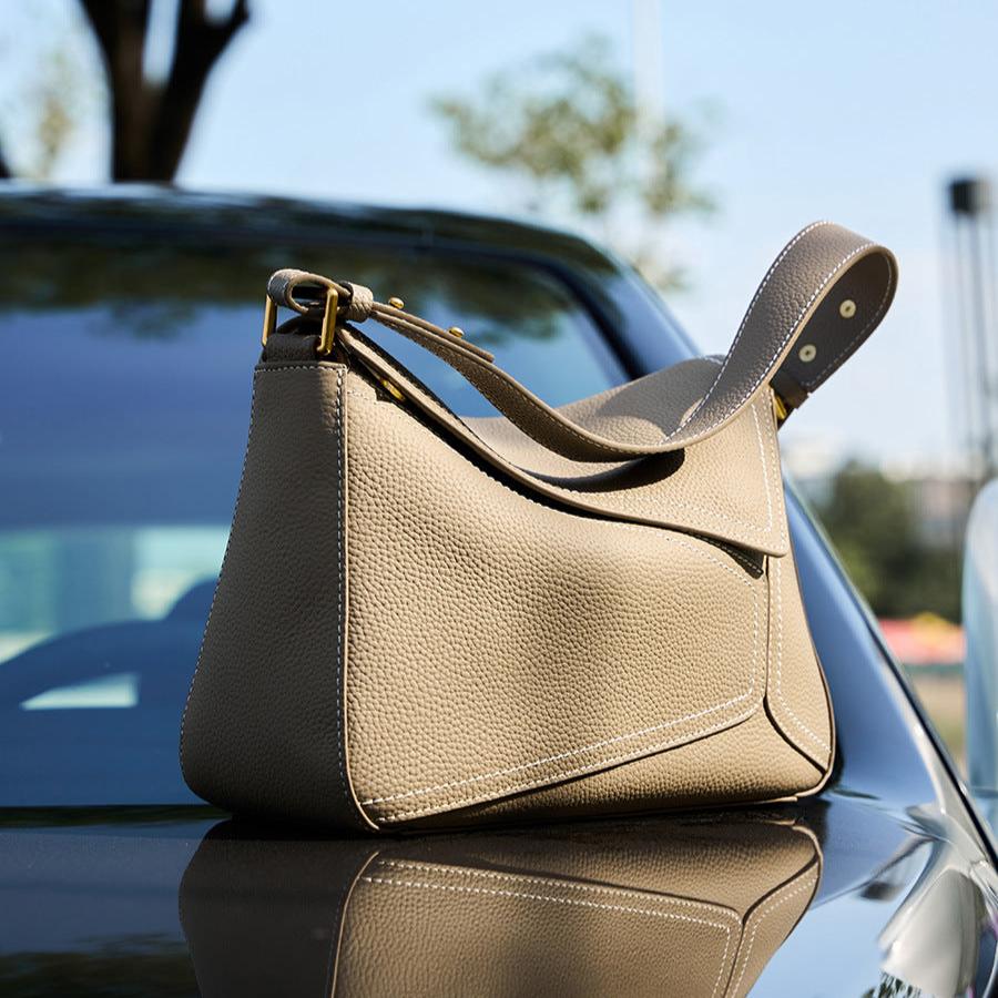 Riga Shoulder Bag